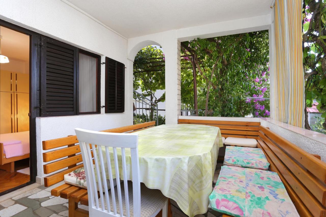 Apartments By The Sea Okrug Gornji, Ciovo - 1069 Trogir Exterior foto