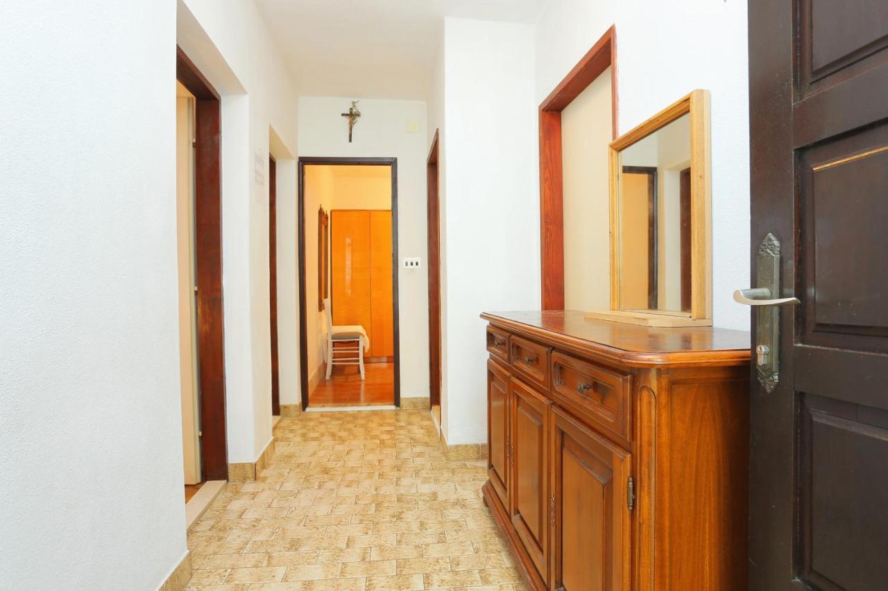 Apartments By The Sea Okrug Gornji, Ciovo - 1069 Trogir Exterior foto