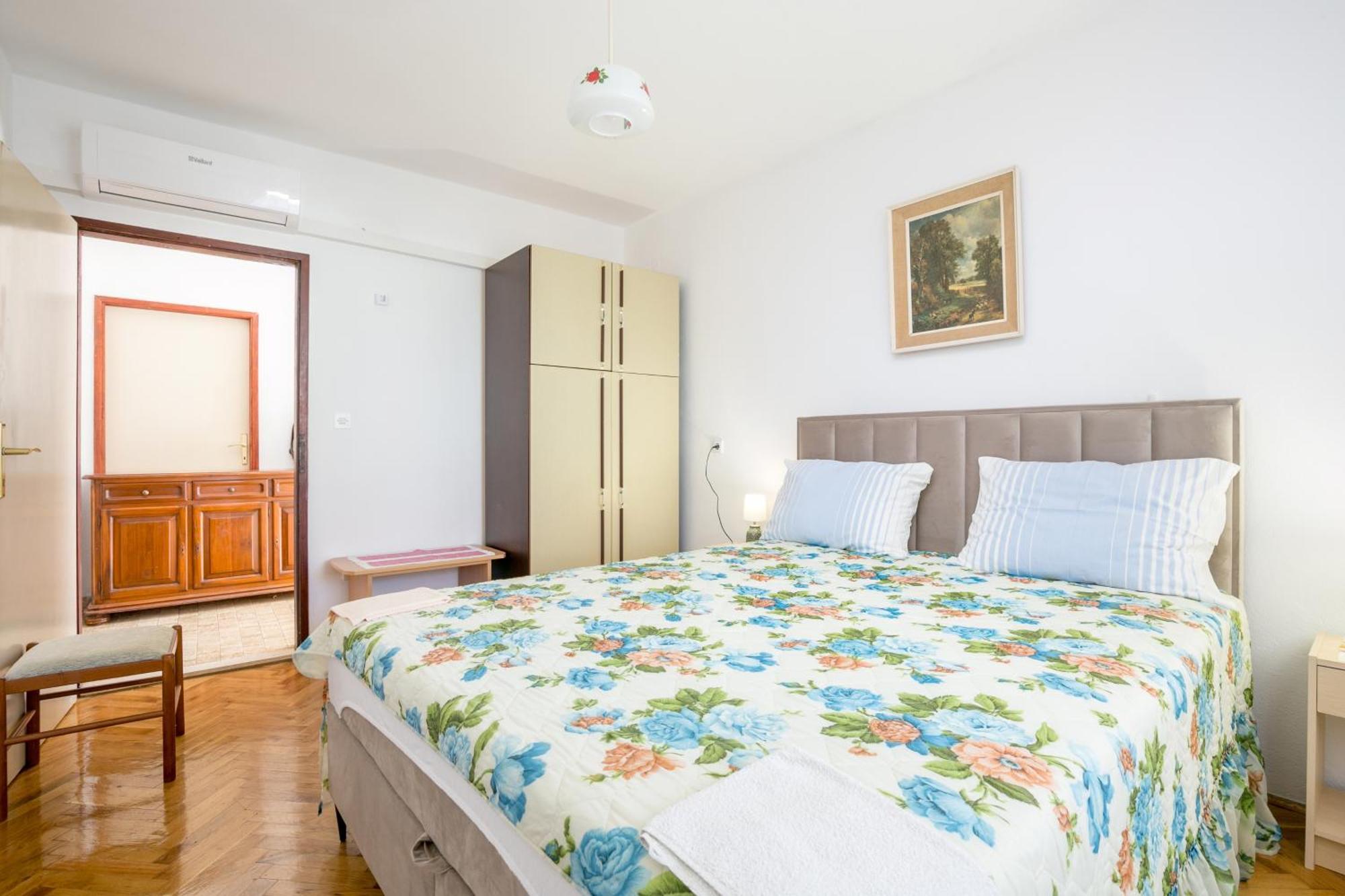 Apartments By The Sea Okrug Gornji, Ciovo - 1069 Trogir Habitación foto